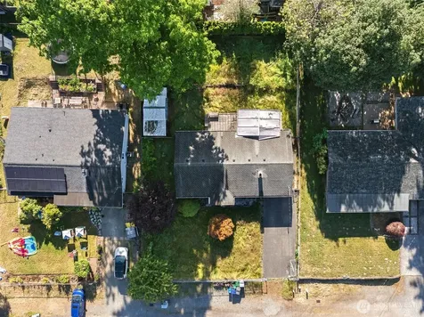 19648 105th Avenue SE Renton WA 98055