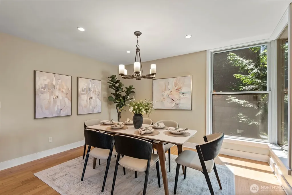 3225 W Mercer Way Mercer Island WA 98040