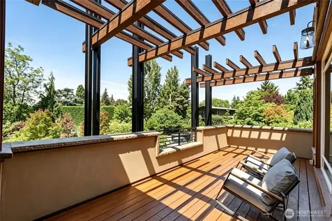 3225 W Mercer Way Mercer Island WA 98040