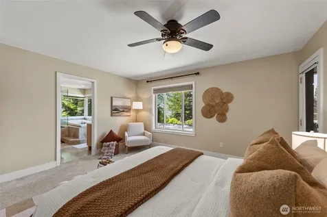 3225 W Mercer Way Mercer Island WA 98040