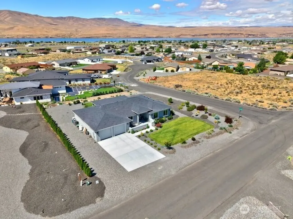 201 Clayton Place SW Mattawa WA 99349