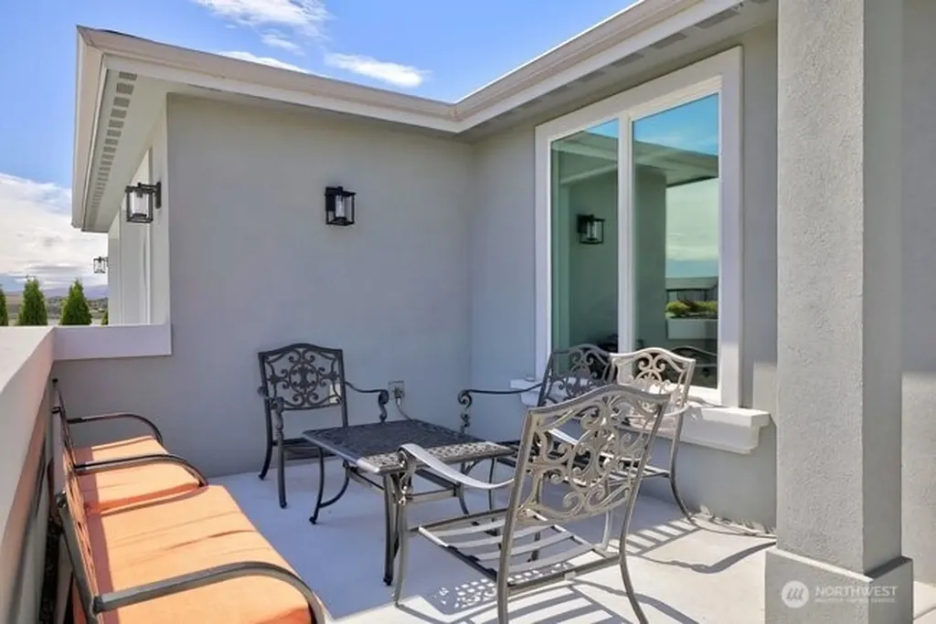 201 Clayton Place SW Mattawa WA 99349