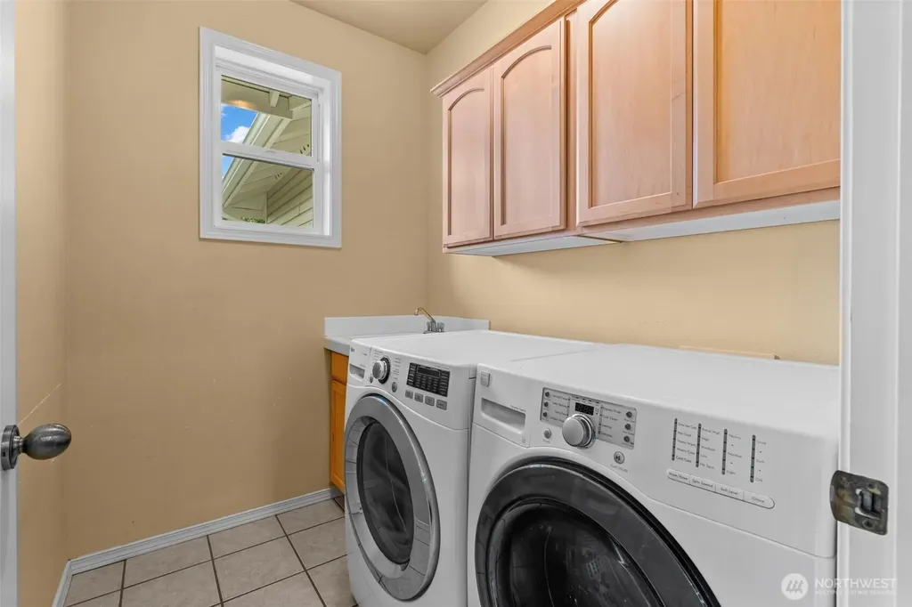 5808 60th Street W University Place WA 98467