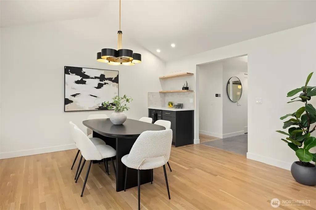 4713 125th Avenue SE Bellevue WA 98006