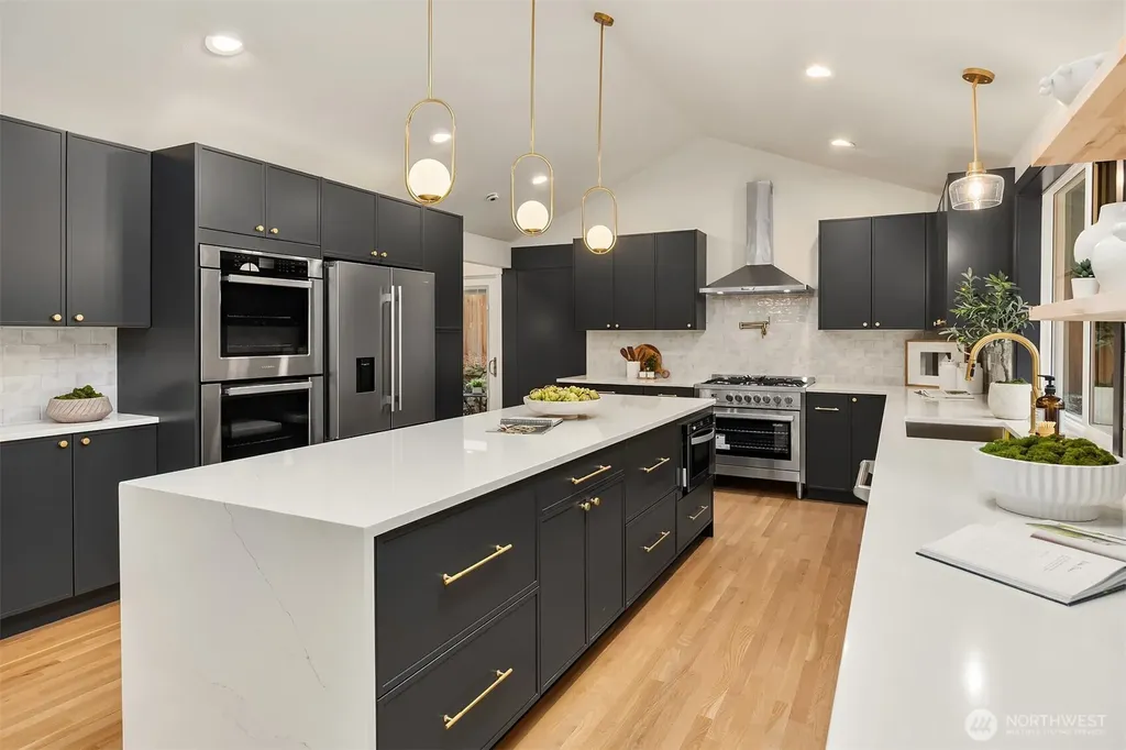 4713 125th Avenue SE Bellevue WA 98006