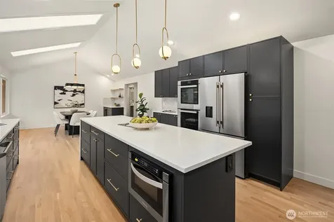4713 125th Avenue SE Bellevue WA 98006