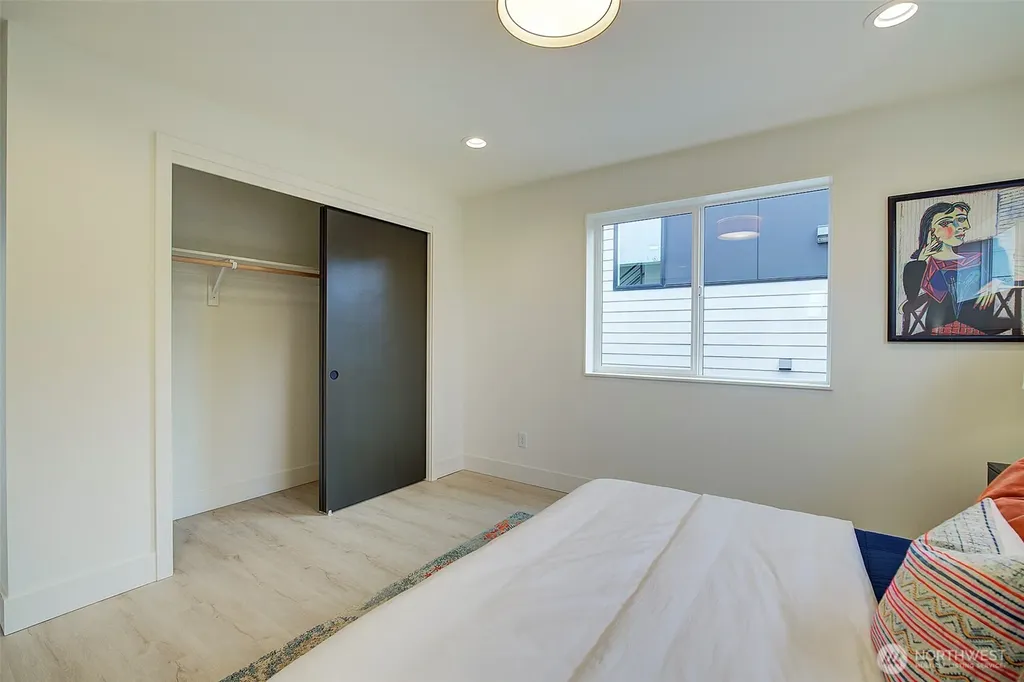 7914 34th Avenue SW Seattle WA 98126