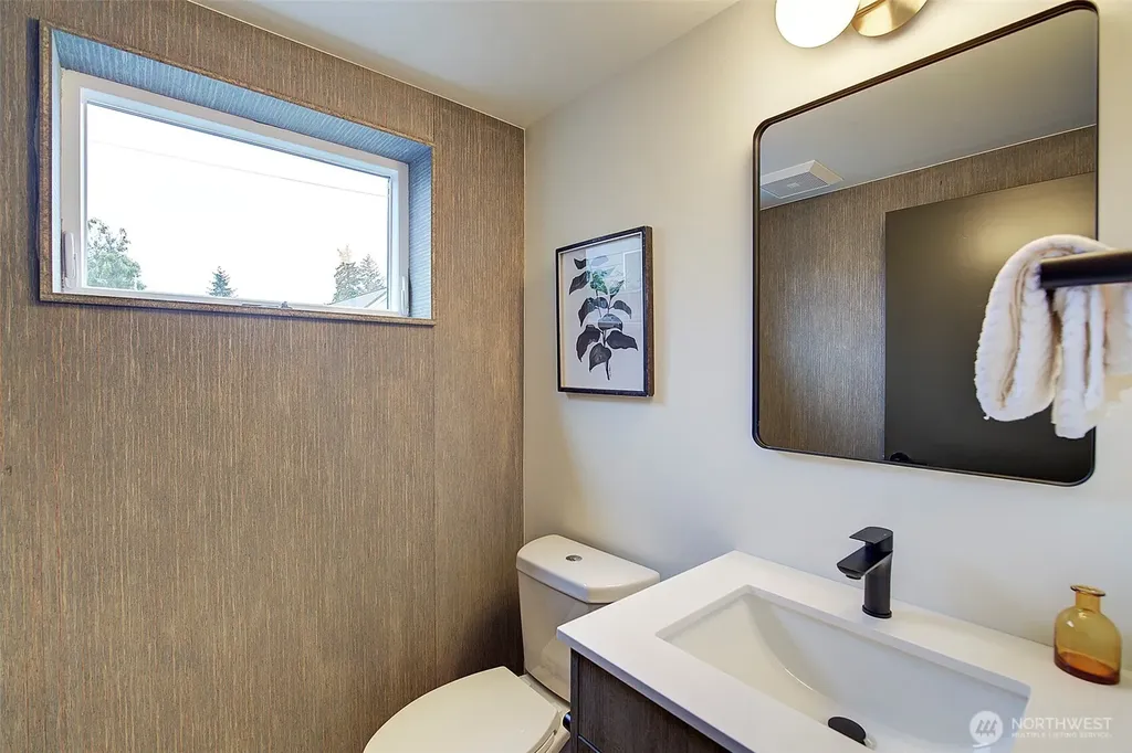 7914 34th Avenue SW Seattle WA 98126