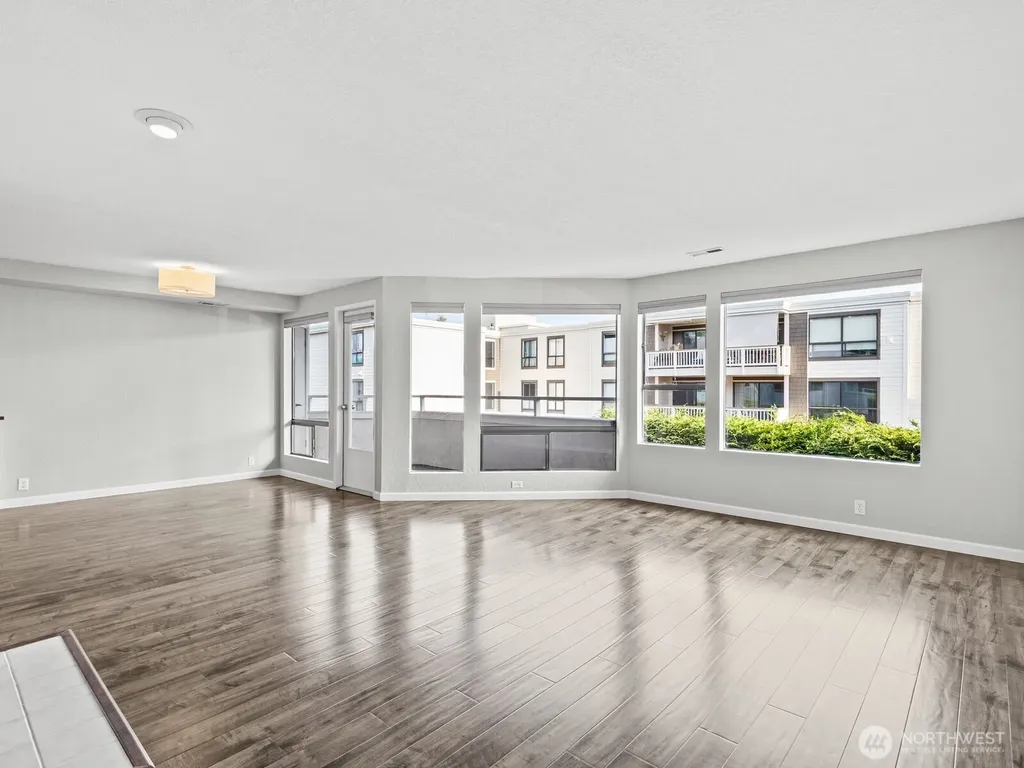1113 5th Avenue S Edmonds WA 98020