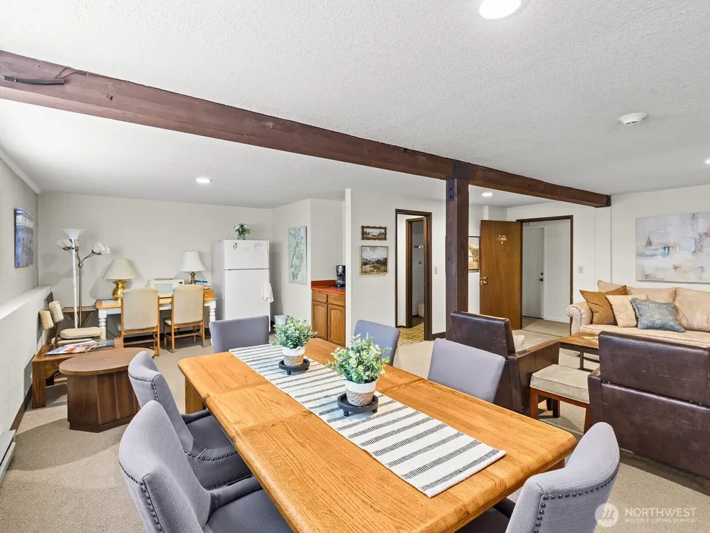 1113 5th Avenue S Edmonds WA 98020
