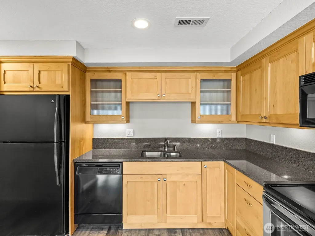 1113 5th Avenue S Edmonds WA 98020