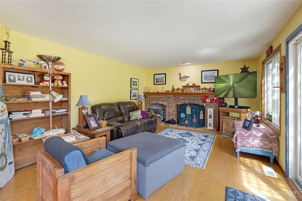 5206 125th Place SW Mukilteo WA 98275