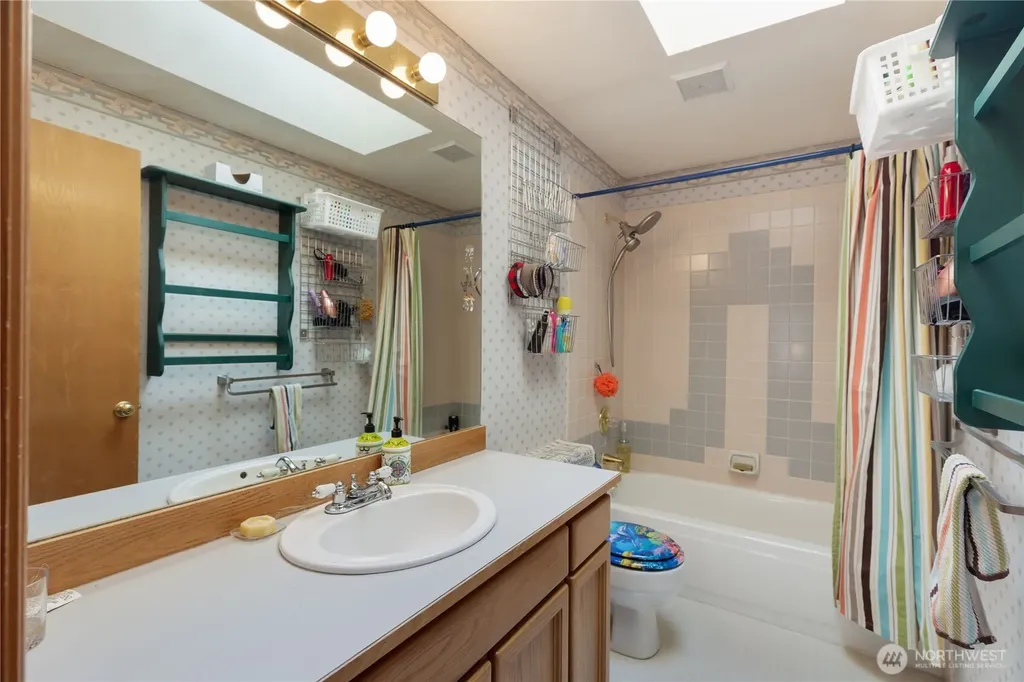5206 125th Place SW Mukilteo WA 98275