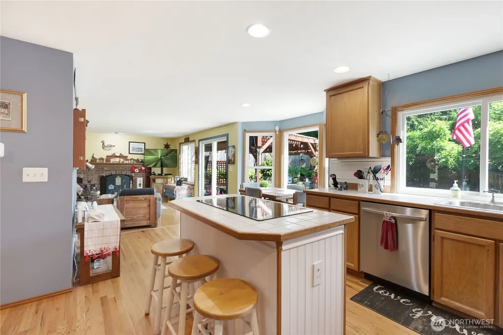 5206 125th Place SW Mukilteo WA 98275