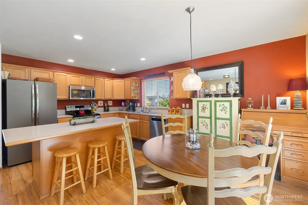 1108 Eckard Avenue Port Angeles WA 98362