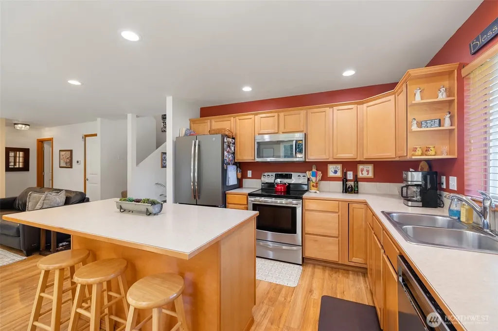 1108 Eckard Avenue Port Angeles WA 98362