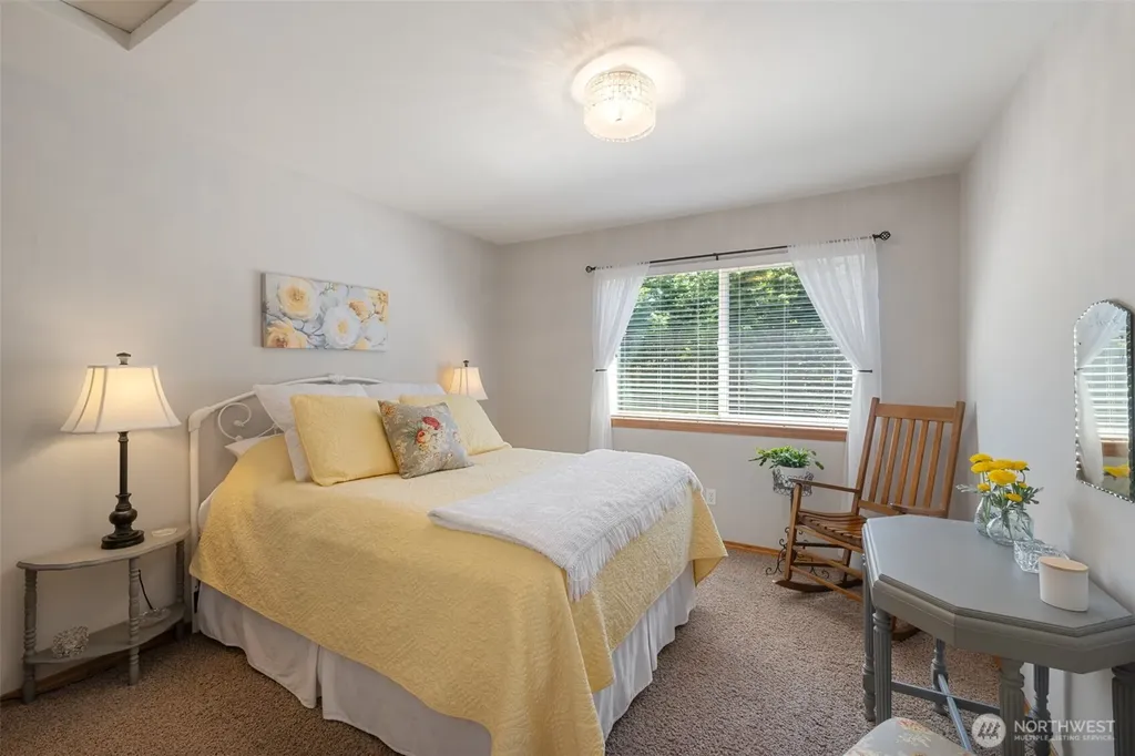 1108 Eckard Avenue Port Angeles WA 98362