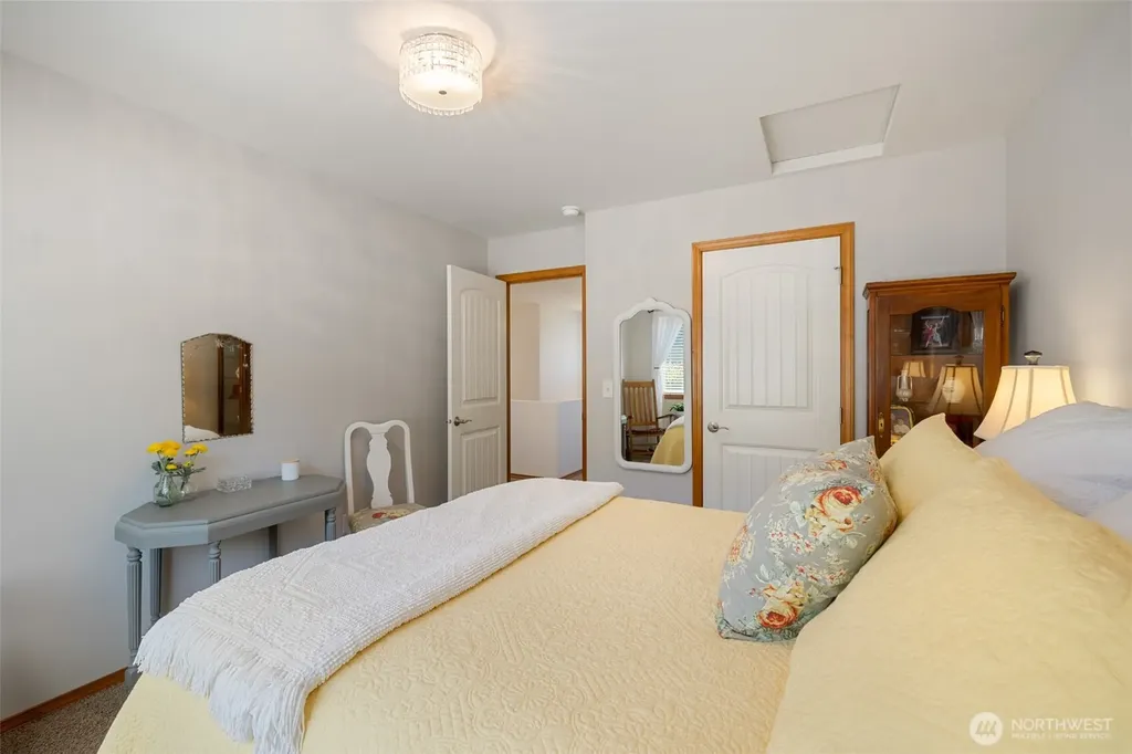 1108 Eckard Avenue Port Angeles WA 98362