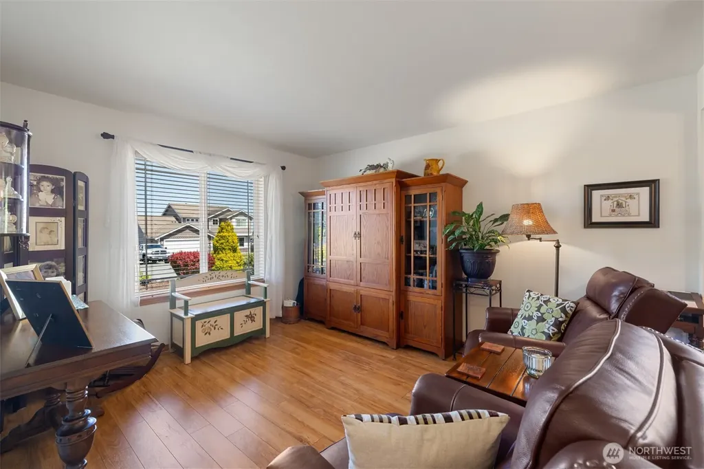1108 Eckard Avenue Port Angeles WA 98362