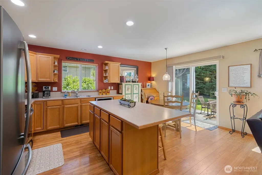 1108 Eckard Avenue Port Angeles WA 98362