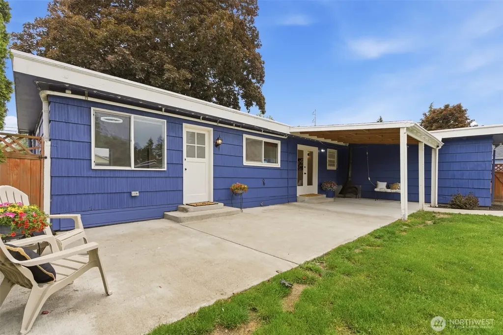 8423 E D Street Tacoma WA 98445