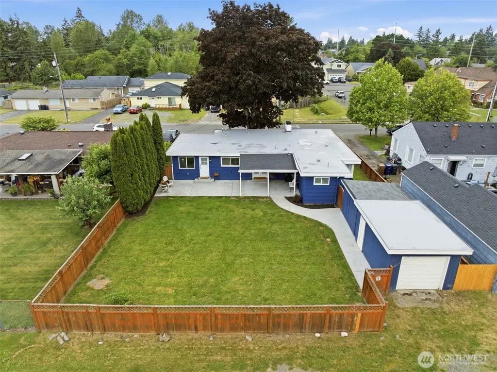 8423 E D Street Tacoma WA 98445