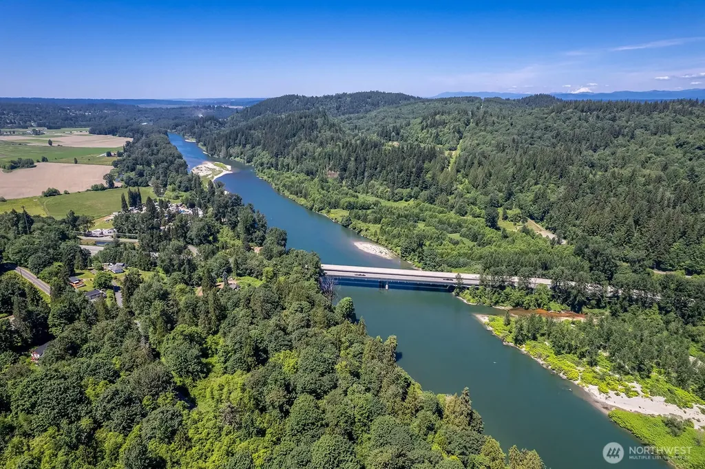 18901 Welch Road Snohomish WA 98296