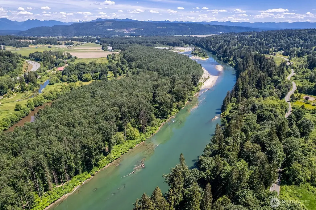 18901 Welch Road Snohomish WA 98296