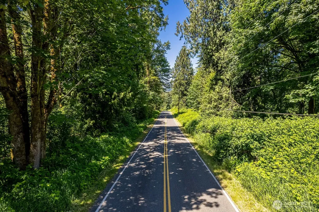18901 Welch Road Snohomish WA 98296