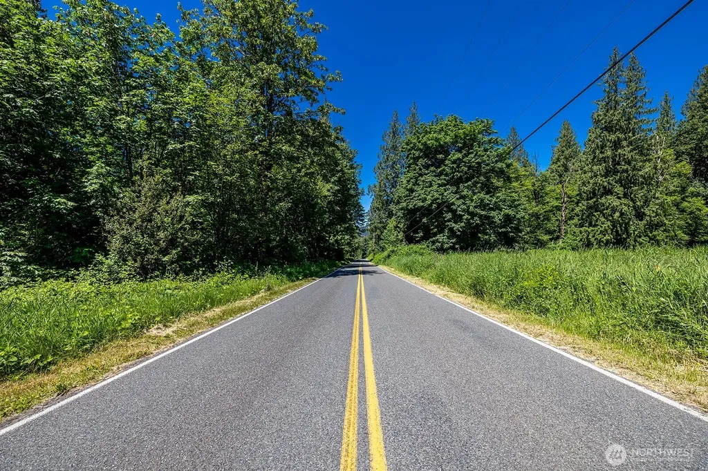 18901 Welch Road Snohomish WA 98296