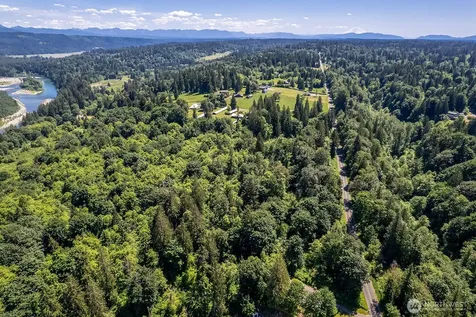 18901 Welch Road Snohomish WA 98296