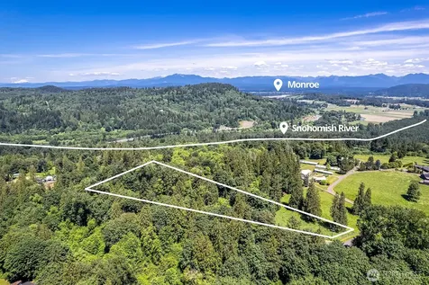 18901 Welch Road Snohomish WA 98296
