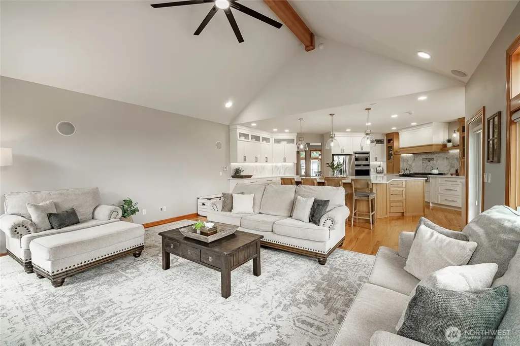 7969 Rodeo Drive Lynden WA 98264