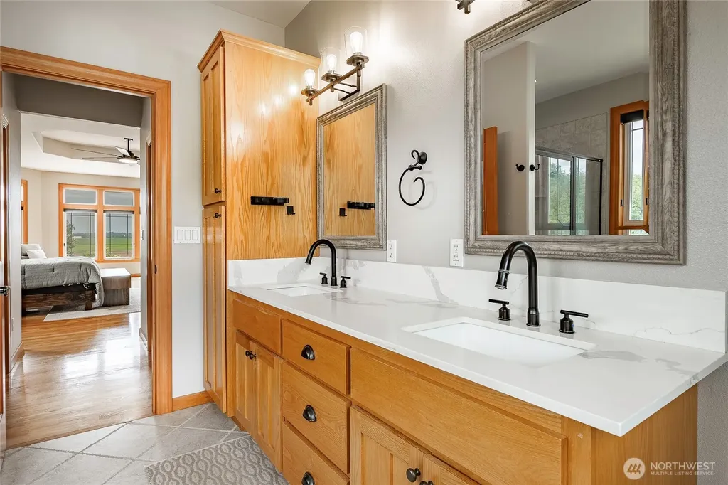 7969 Rodeo Drive Lynden WA 98264