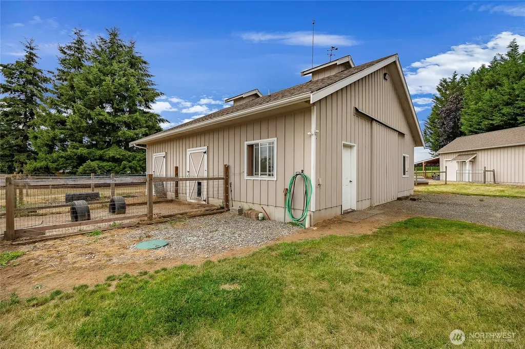7969 Rodeo Drive Lynden WA 98264