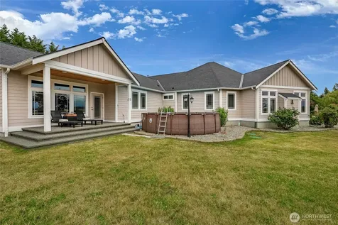 7969 Rodeo Drive Lynden WA 98264