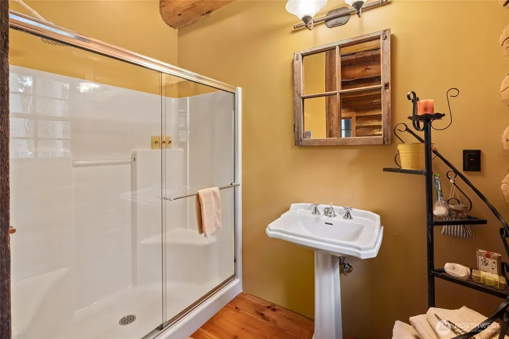 16341 Salmon La Sac Road Ronald WA 98940
