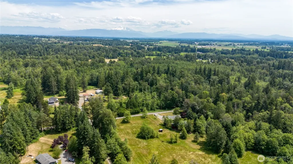 9281 Stein Road Custer WA 98240
