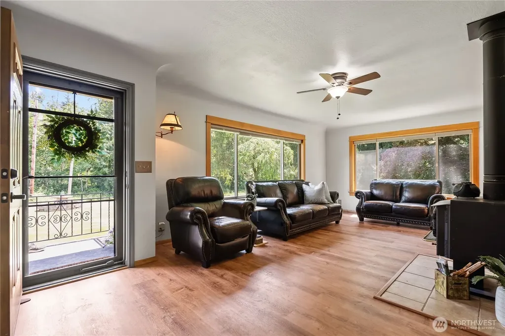 9281 Stein Road Custer WA 98240