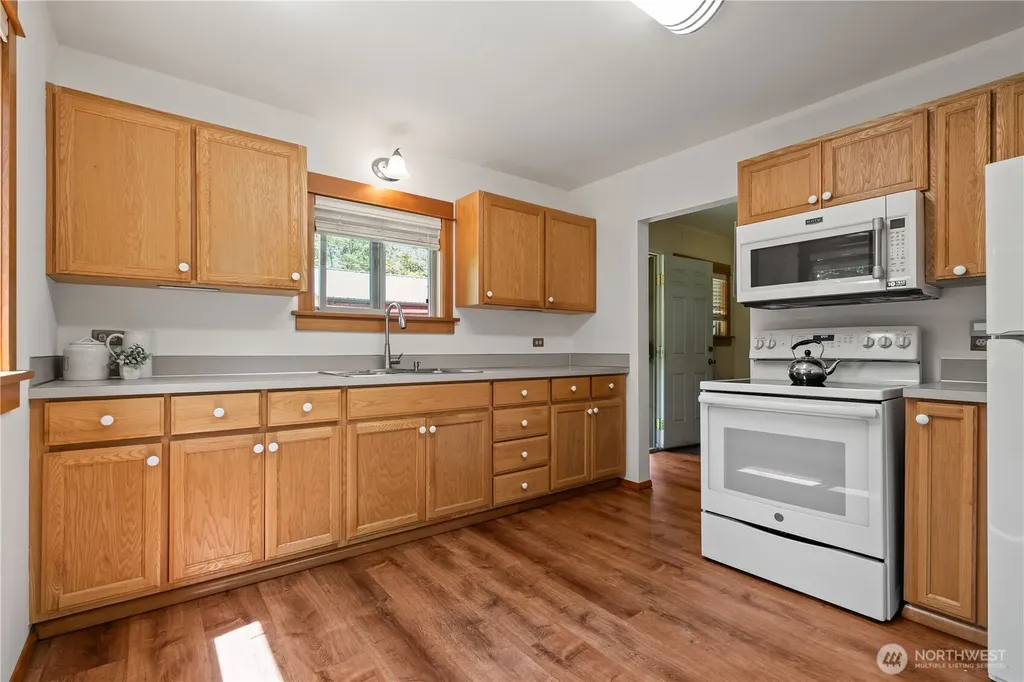 9281 Stein Road Custer WA 98240