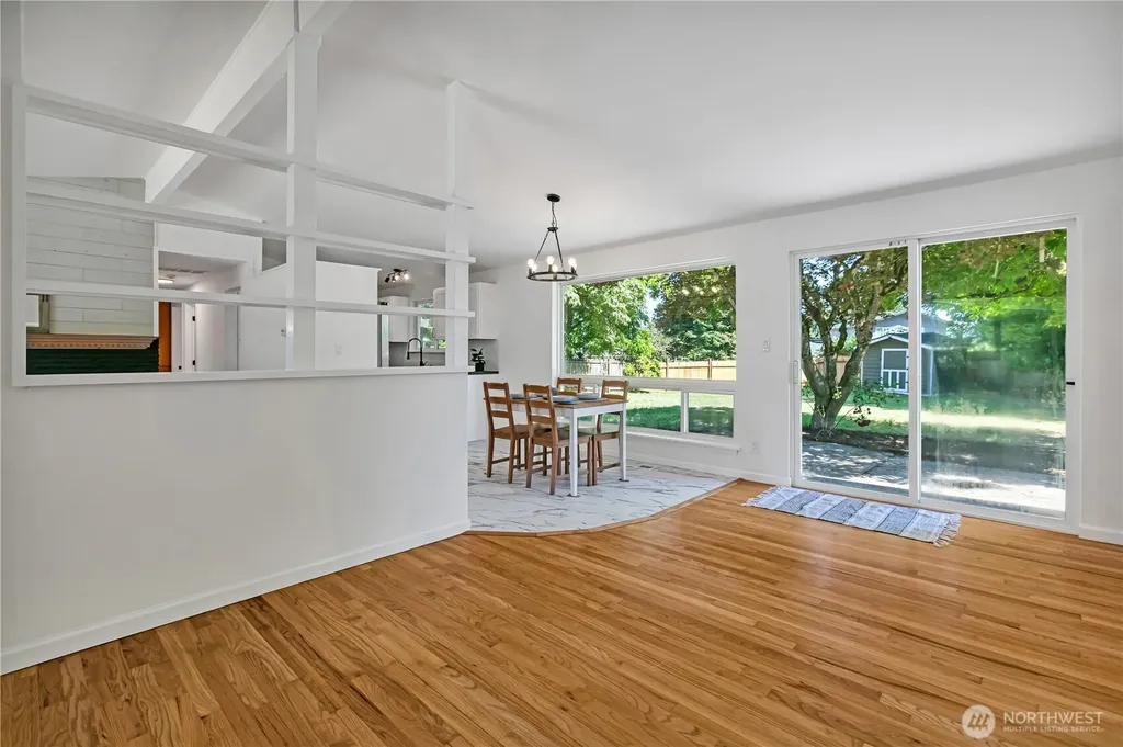 18504 38th Avenue S Seatac WA 98188