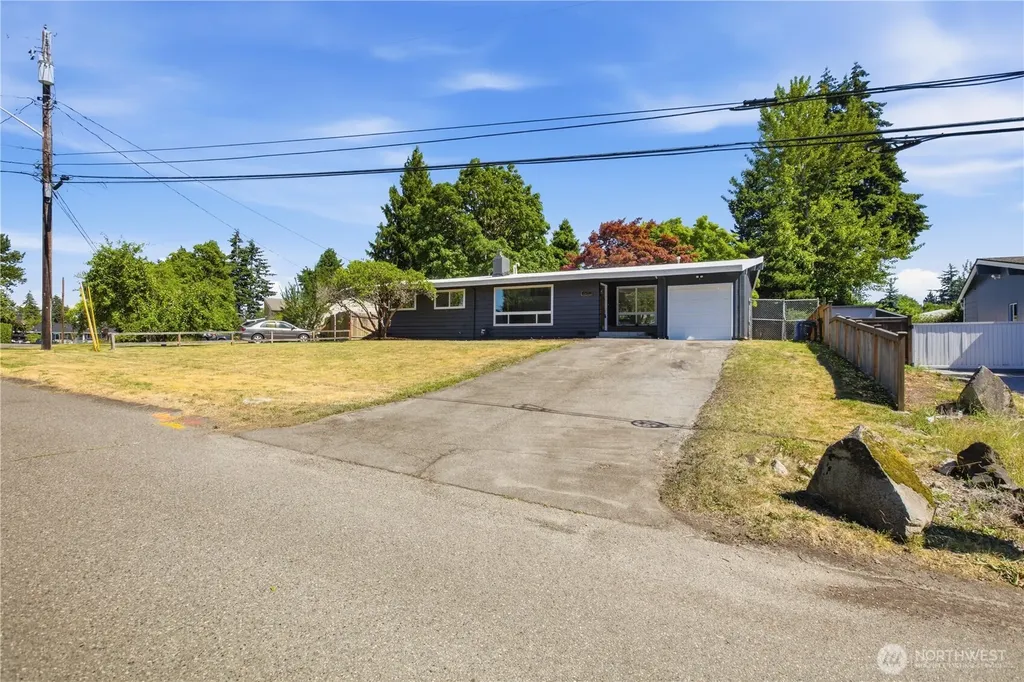 18504 38th Avenue S Seatac WA 98188