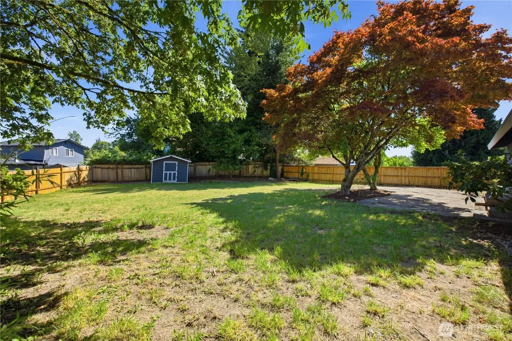 18504 38th Avenue S Seatac WA 98188