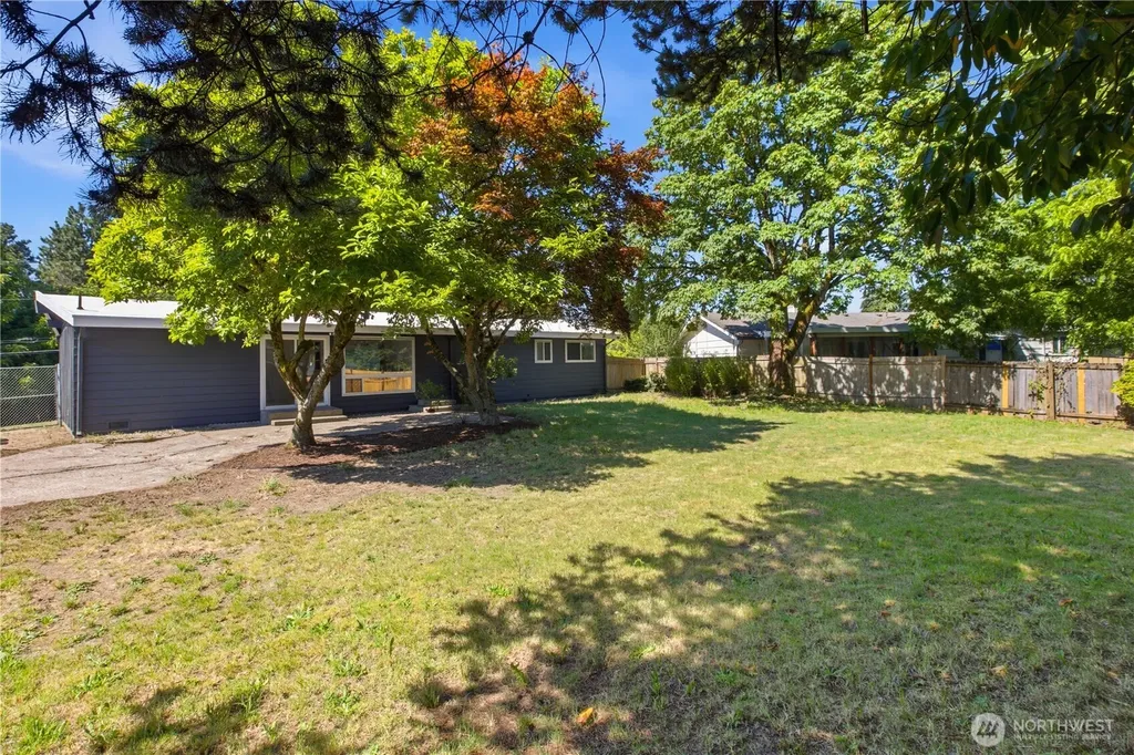 18504 38th Avenue S Seatac WA 98188