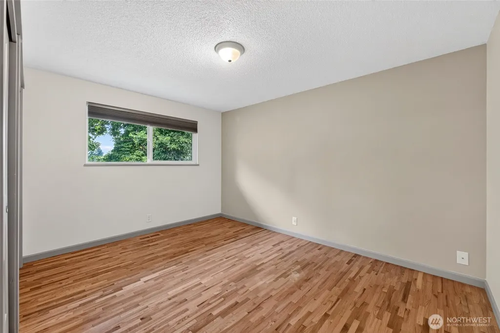 10521 50th Avenue E Tacoma WA 98446