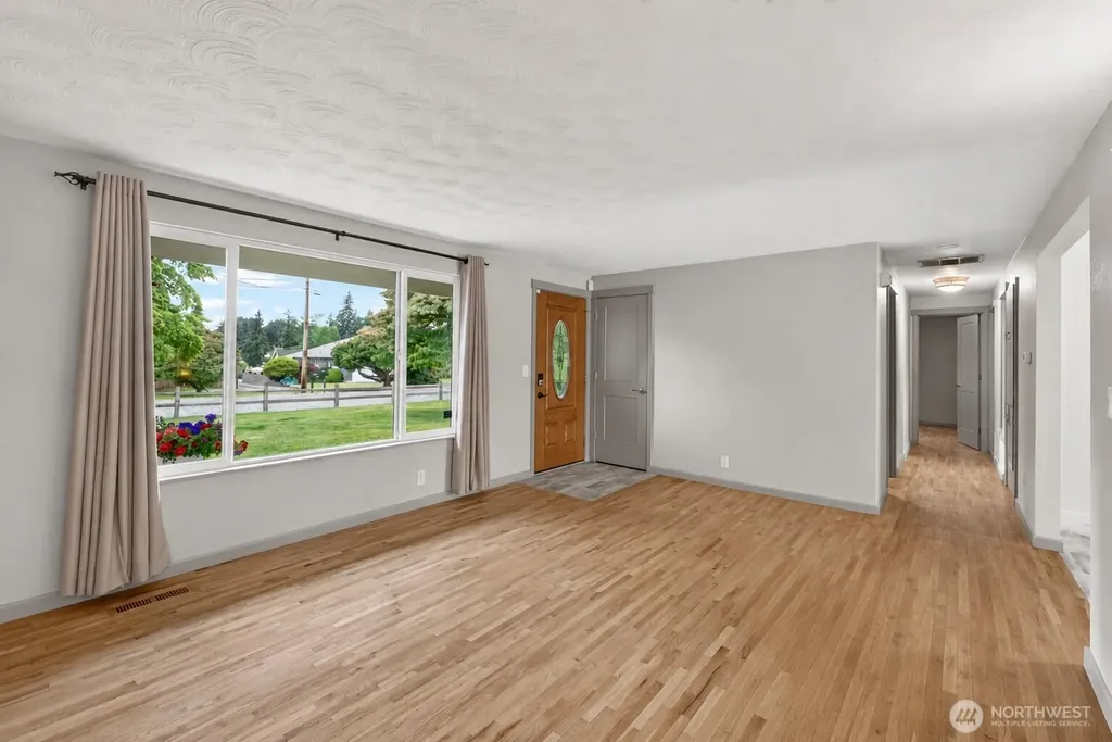 10521 50th Avenue E Tacoma WA 98446