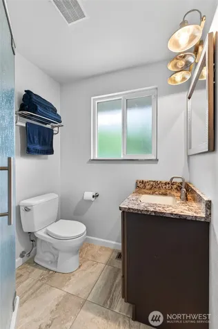 10521 50th Avenue E Tacoma WA 98446