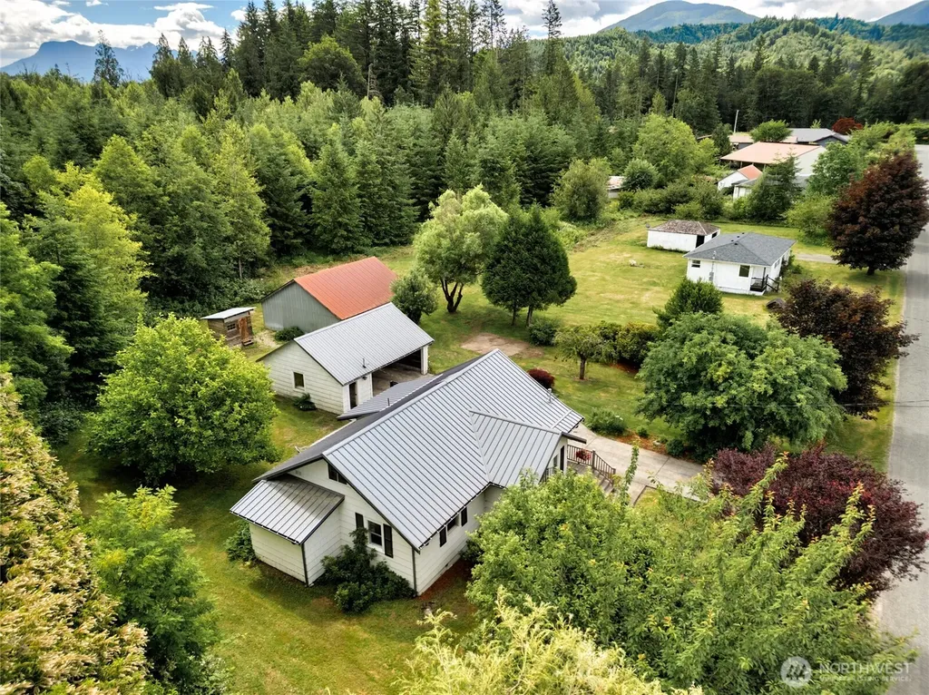48242 Moen Road Concrete WA 98237