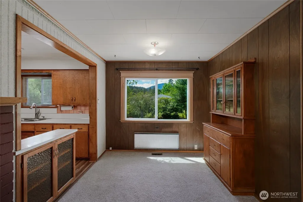 48242 Moen Road Concrete WA 98237