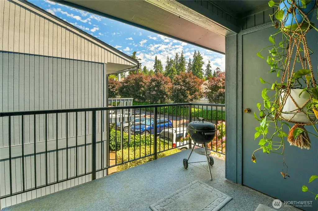8015 196th Street SW Edmonds WA 98026